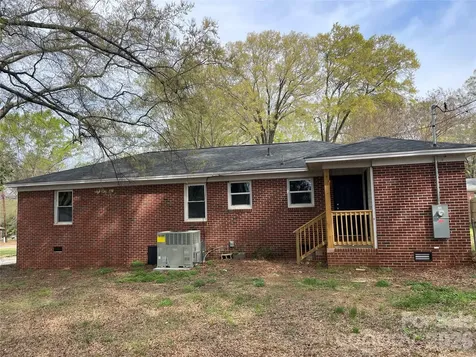 107 Berry Street Chester SC 29706