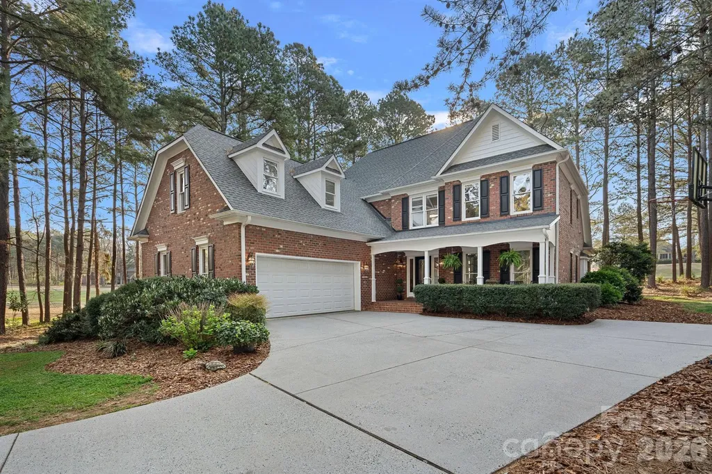 173 Yadkin Falls Road New London NC 28127