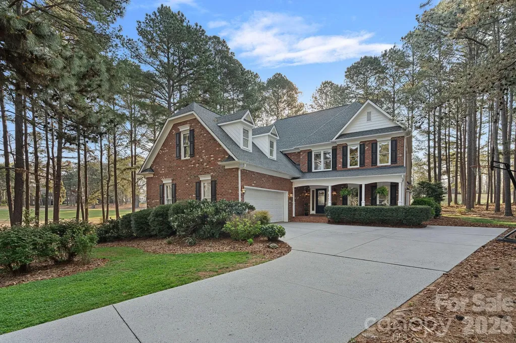 173 Yadkin Falls Road New London NC 28127