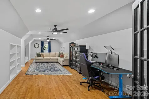 173 Yadkin Falls Road New London NC 28127