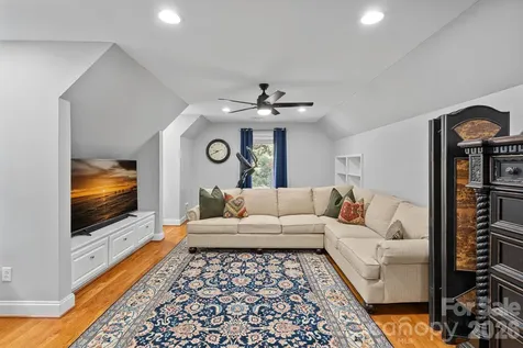 173 Yadkin Falls Road New London NC 28127