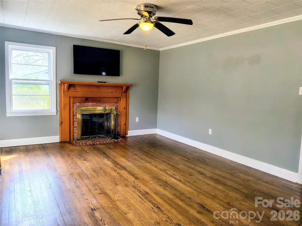 143 Tabernacle Road Black Mountain NC 28711