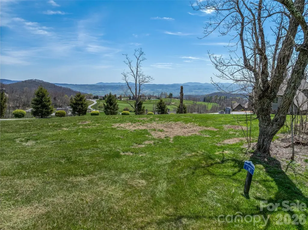 487 Grand Highland Drive Hendersonville NC 28792