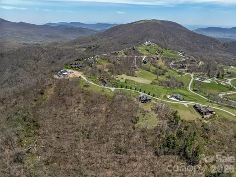 487 Grand Highland Drive Hendersonville NC 28792