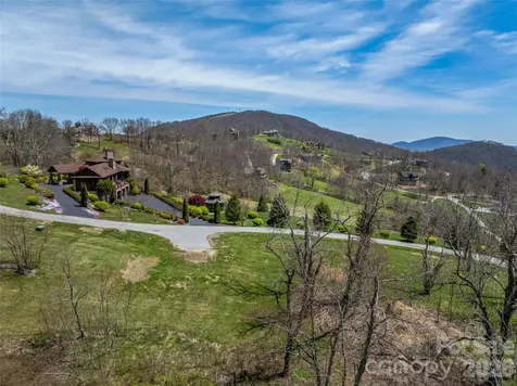 487 Grand Highland Drive Hendersonville NC 28792