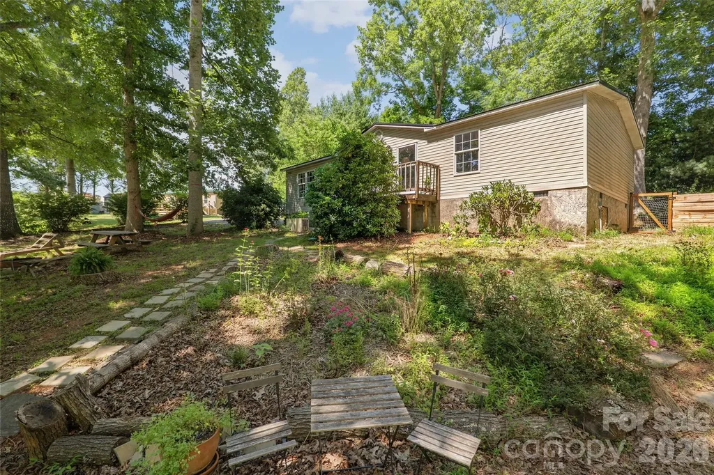 611 Turkey Creek Terrace Leicester NC 28748