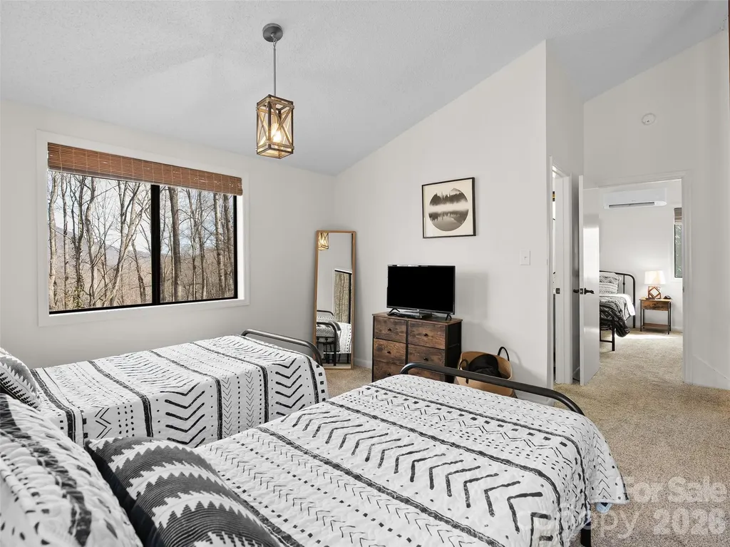 34 Fernbrook Road Maggie Valley NC 28751