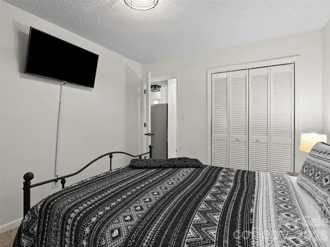 34 Fernbrook Road Maggie Valley NC 28751