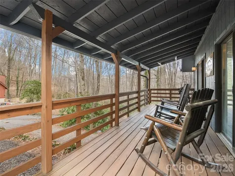 34 Fernbrook Road Maggie Valley NC 28751