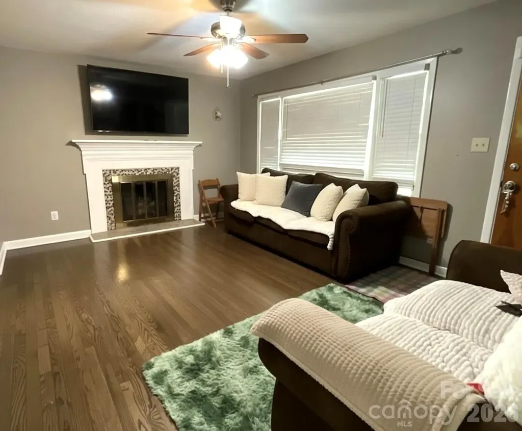 520 Carole Lane Charlotte NC 28214