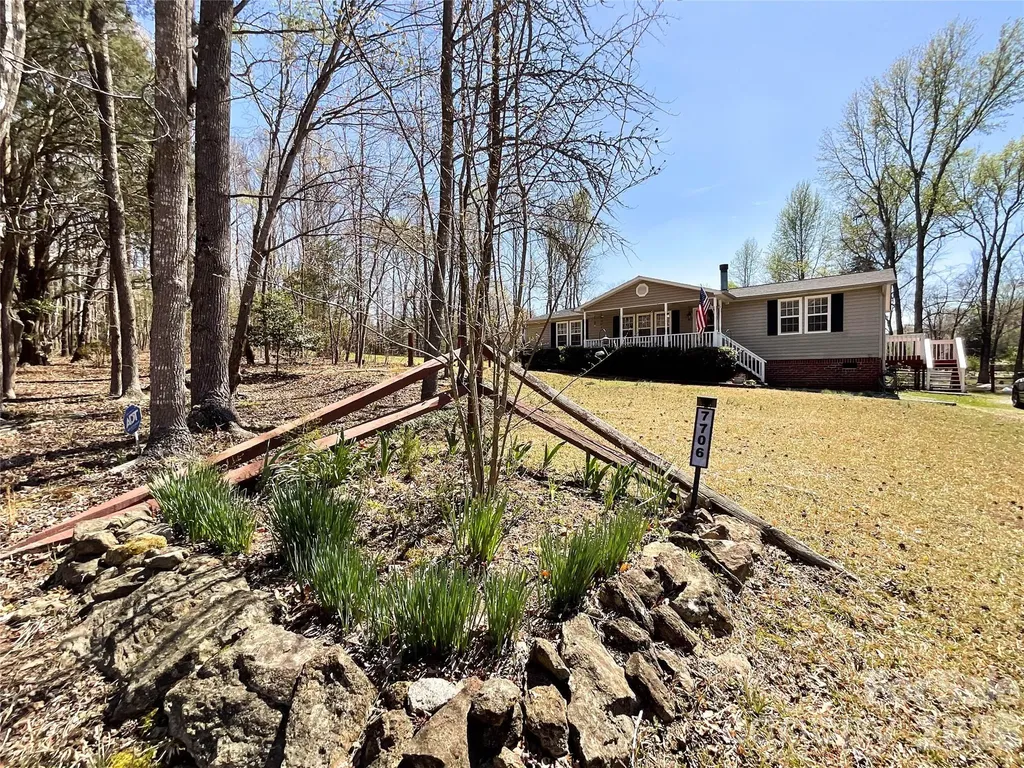 7706 Davis Road Waxhaw NC 28173