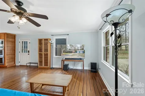 1122 Pine Knot Court Clover SC 29710