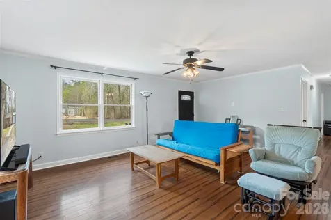 1122 Pine Knot Court Clover SC 29710
