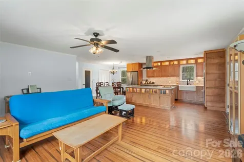 1122 Pine Knot Court Clover SC 29710
