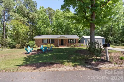 1122 Pine Knot Court Clover SC 29710