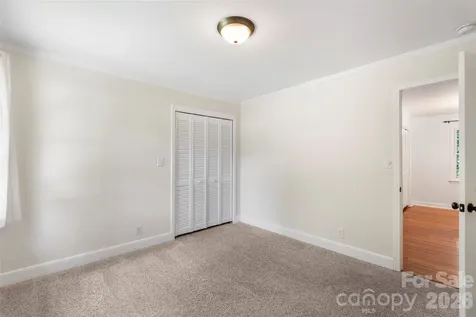 1122 Pine Knot Court Clover SC 29710