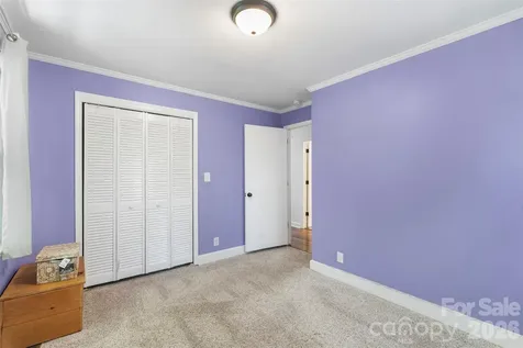 1122 Pine Knot Court Clover SC 29710