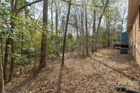 1122 Pine Knot Court Clover SC 29710