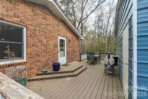 1122 Pine Knot Court Clover SC 29710