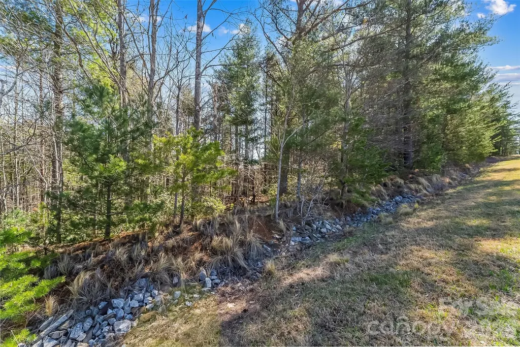 121 Lake Crest Drive Nebo NC 28761