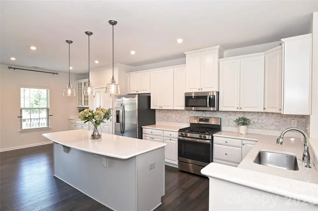 3612 Speer Boulevard Charlotte NC 28217