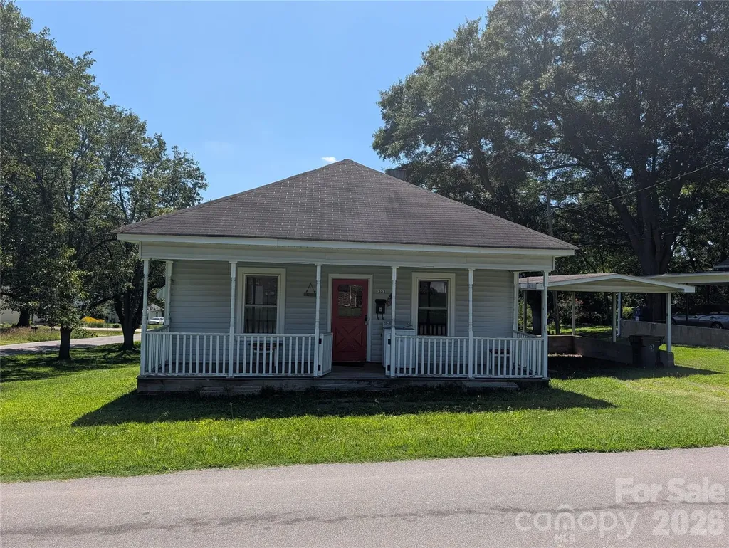 303 2nd Street Stanley NC 28164