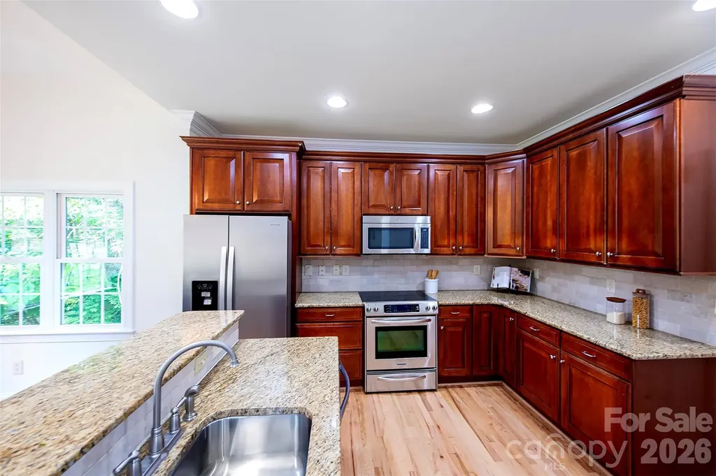 939 Linda Lane Charlotte NC 28211