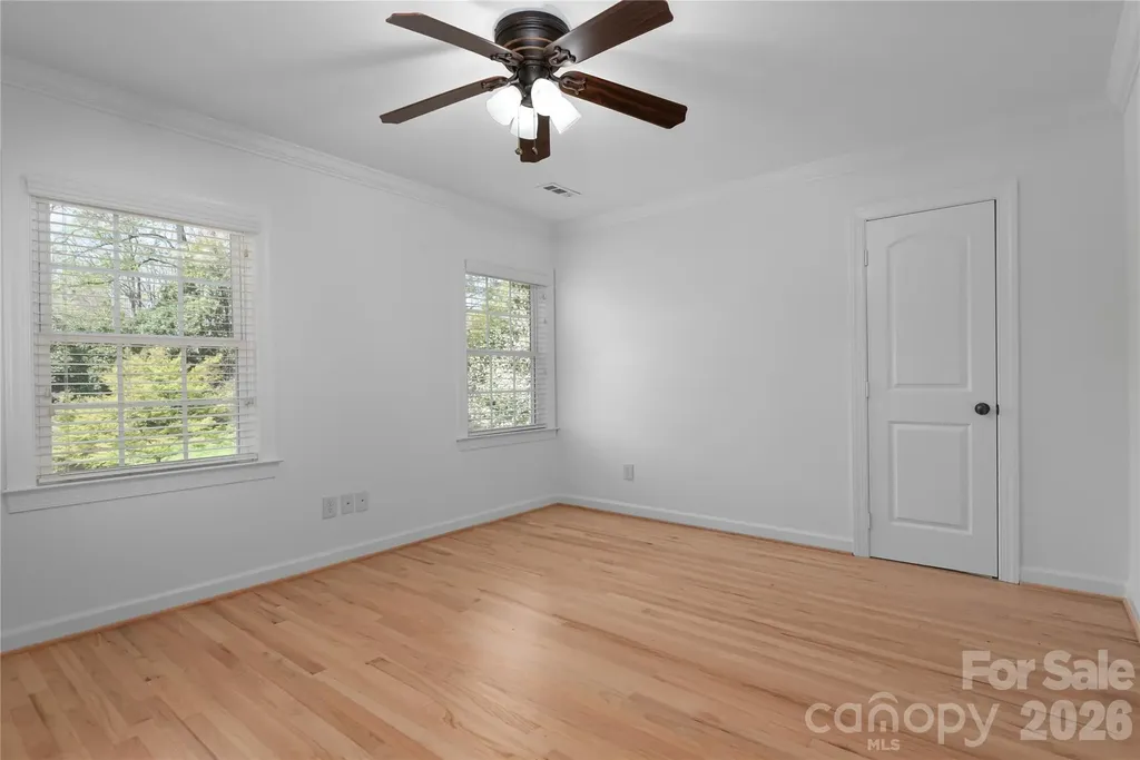 939 Linda Lane Charlotte NC 28211