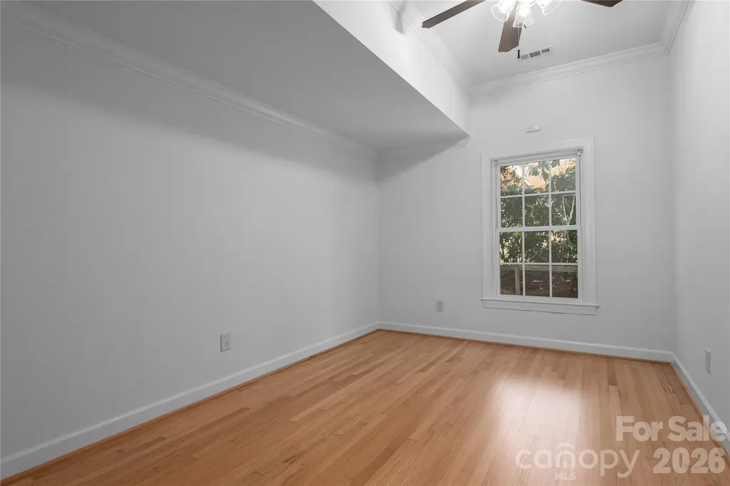 939 Linda Lane Charlotte NC 28211