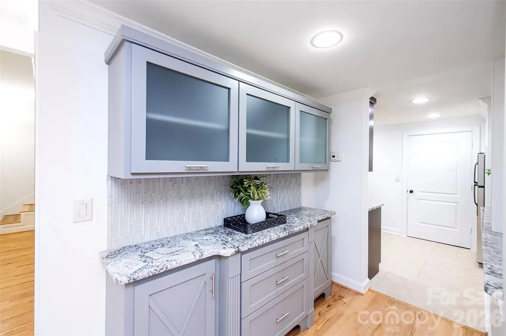 939 Linda Lane Charlotte NC 28211