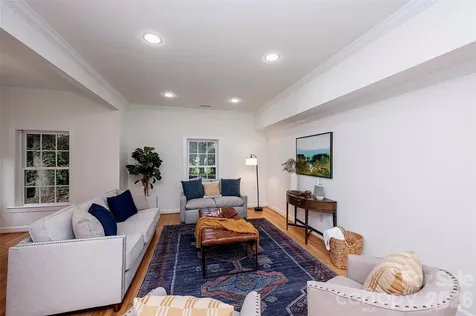 939 Linda Lane Charlotte NC 28211