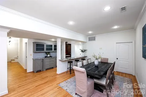 939 Linda Lane Charlotte NC 28211