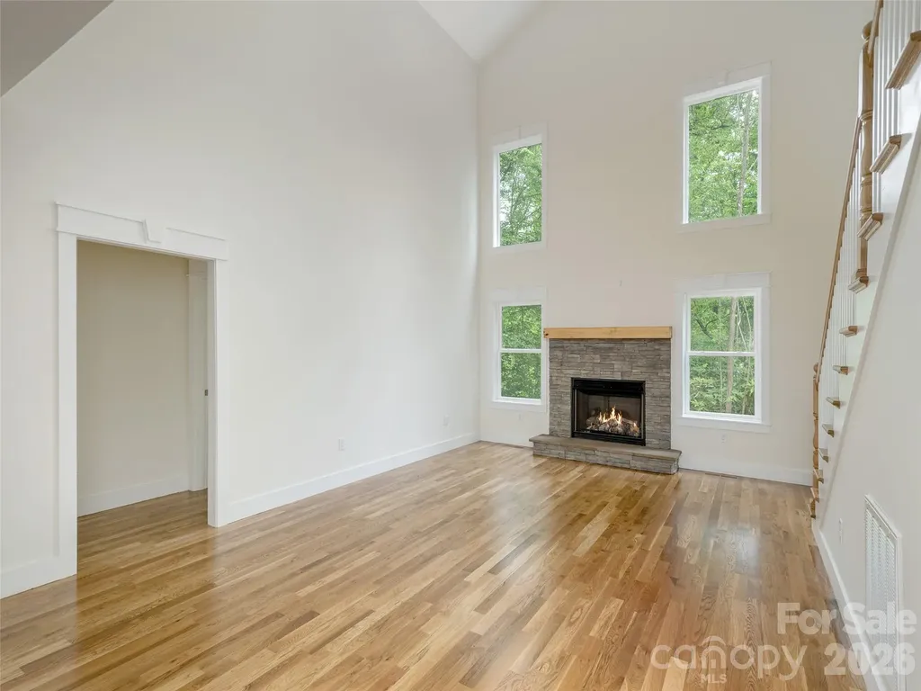 366 Mistletoe Trail Hendersonville NC 28791