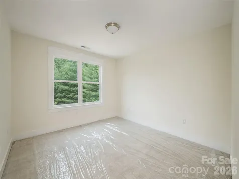 366 Mistletoe Trail Hendersonville NC 28791