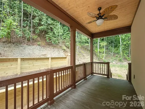 366 Mistletoe Trail Hendersonville NC 28791