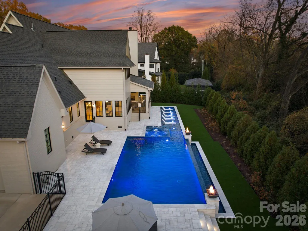 1436 Townes Road Charlotte NC 28209