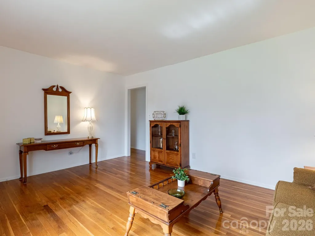 56 Skyview Terrace Asheville NC 28806