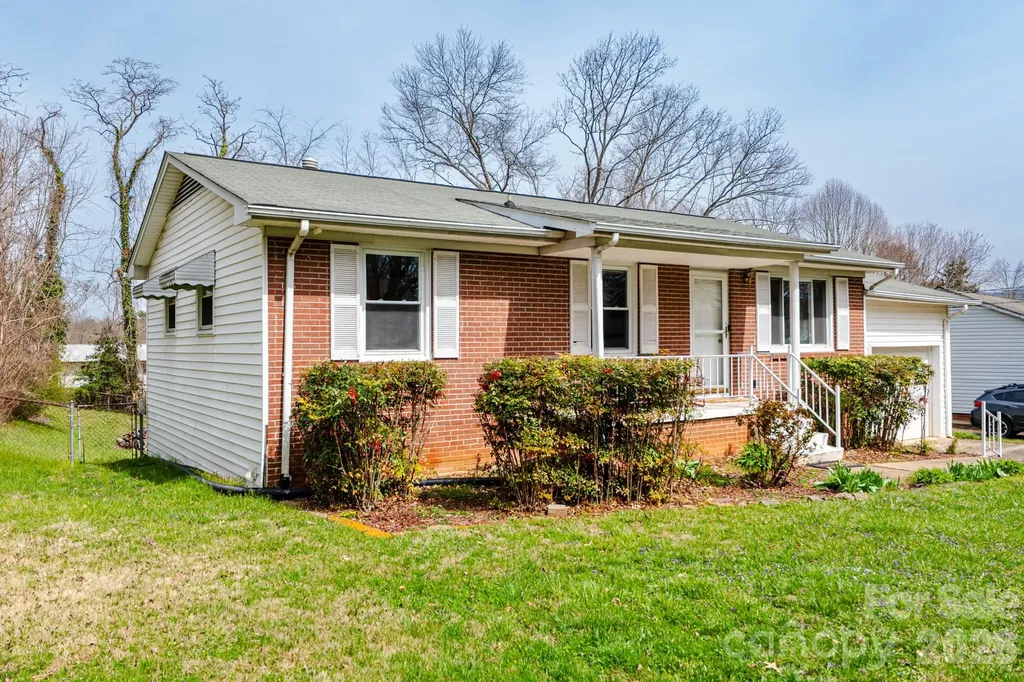 56 Skyview Terrace Asheville NC 28806