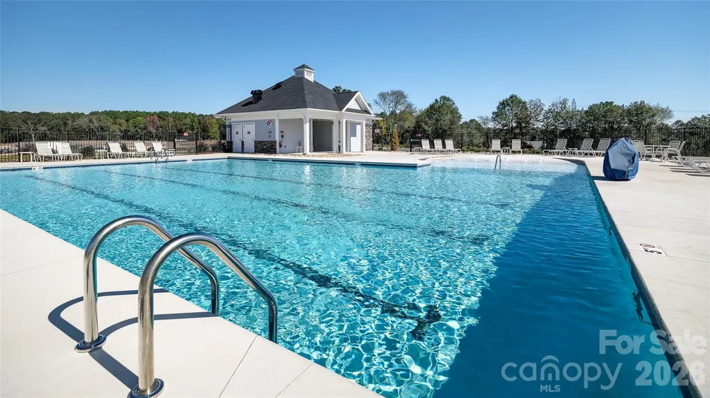 11519 Cardinal Creek Avenue Charlotte NC 28215