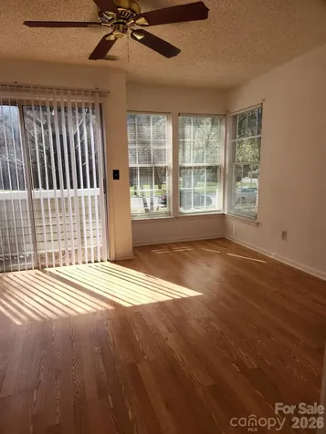 9607-G Vinca Circle Charlotte NC 28213