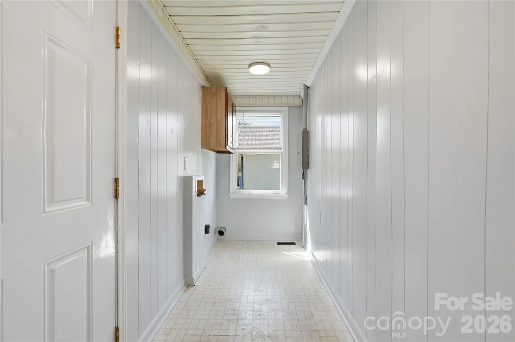 346 N Cleghorn Street Rutherfordton NC 28139