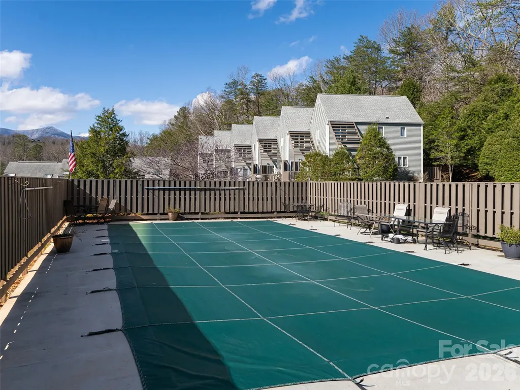 2F Lynx Drive Black Mountain NC 28711