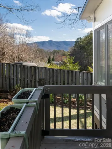 2F Lynx Drive Black Mountain NC 28711