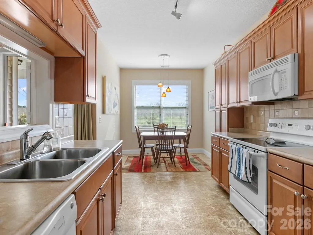 7 Eagle Creek Trail S Flat Rock NC 28731