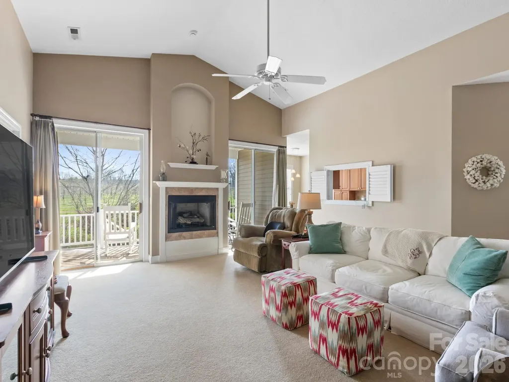 7 Eagle Creek Trail S Flat Rock NC 28731