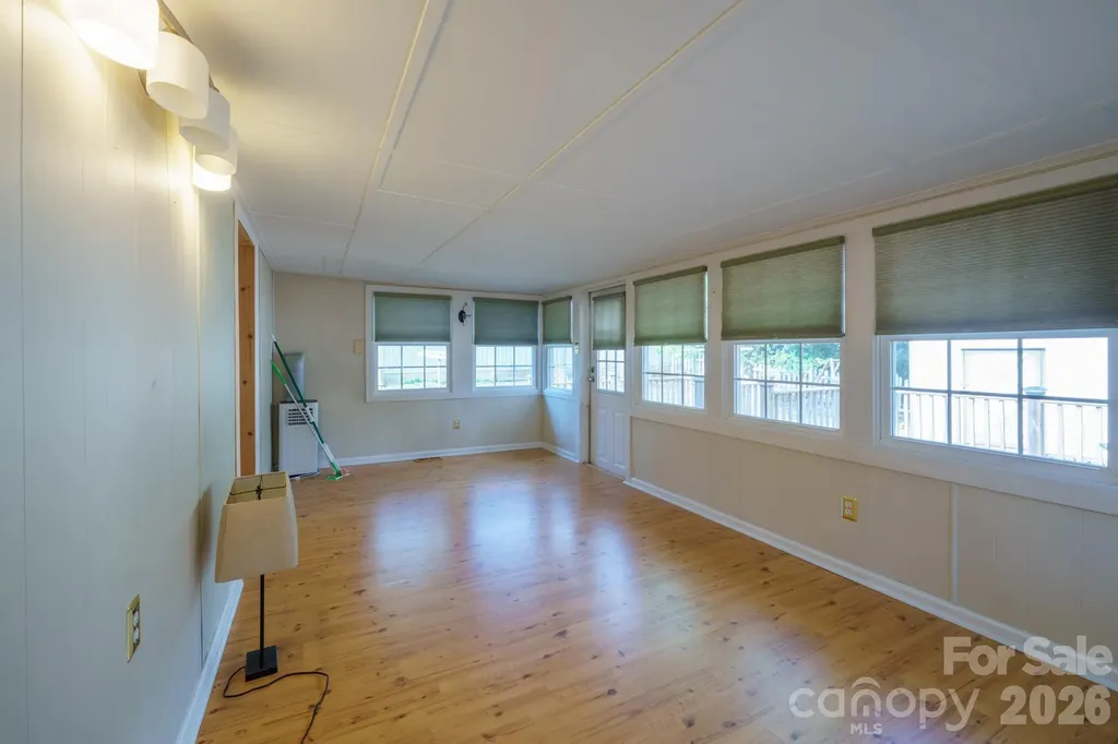 222 Summertree Drive Troutman NC 28166