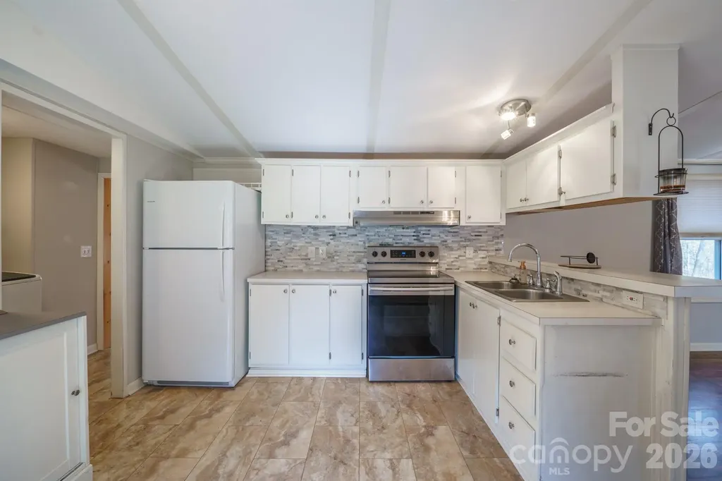 222 Summertree Drive Troutman NC 28166