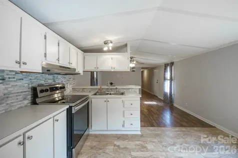 222 Summertree Drive Troutman NC 28166