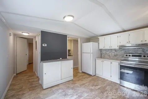 222 Summertree Drive Troutman NC 28166
