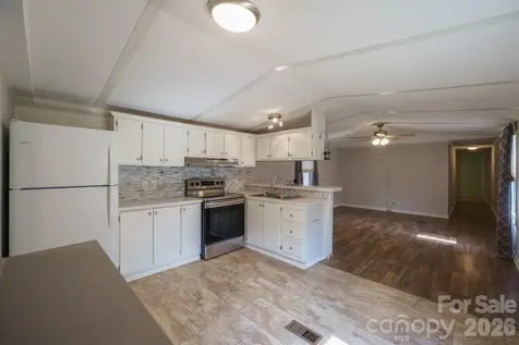 222 Summertree Drive Troutman NC 28166